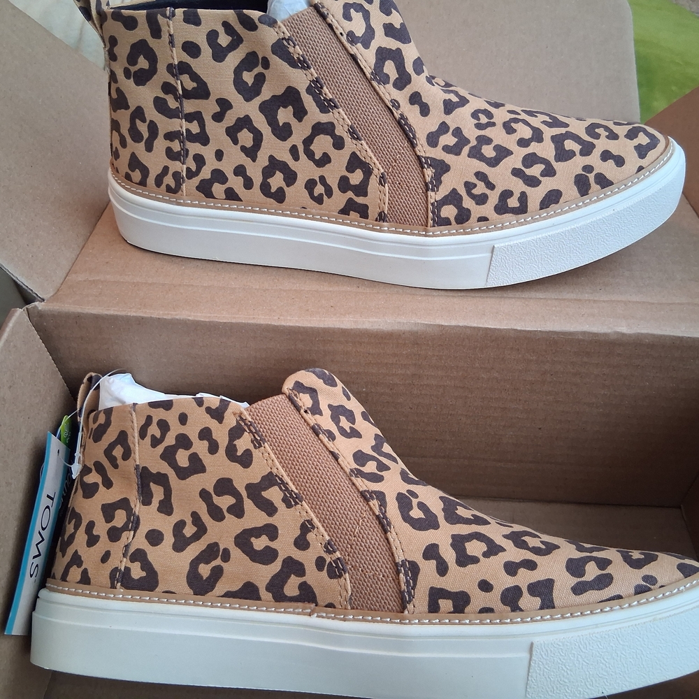 Toms Tan Leopard Print High-Top Sneakers